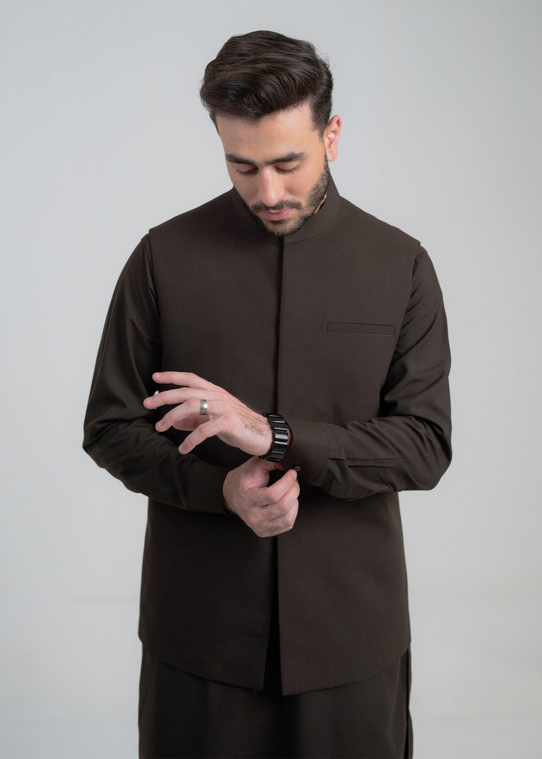 Abro by Buraq Mens RTW Solids Wash N Wear 3 Piece Suit Rangrez Casual Collection