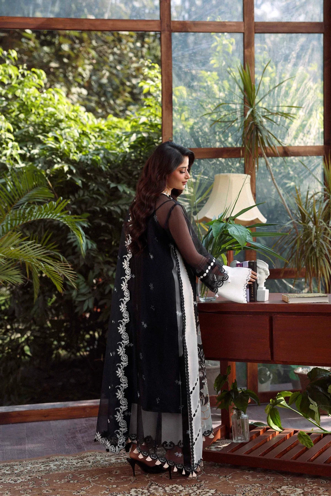 Sable Vogue Luxury Formals Unstitched Embroidered Swiss Voile 4 Piece Suit SL-05-26-V1 - Festive Collecion