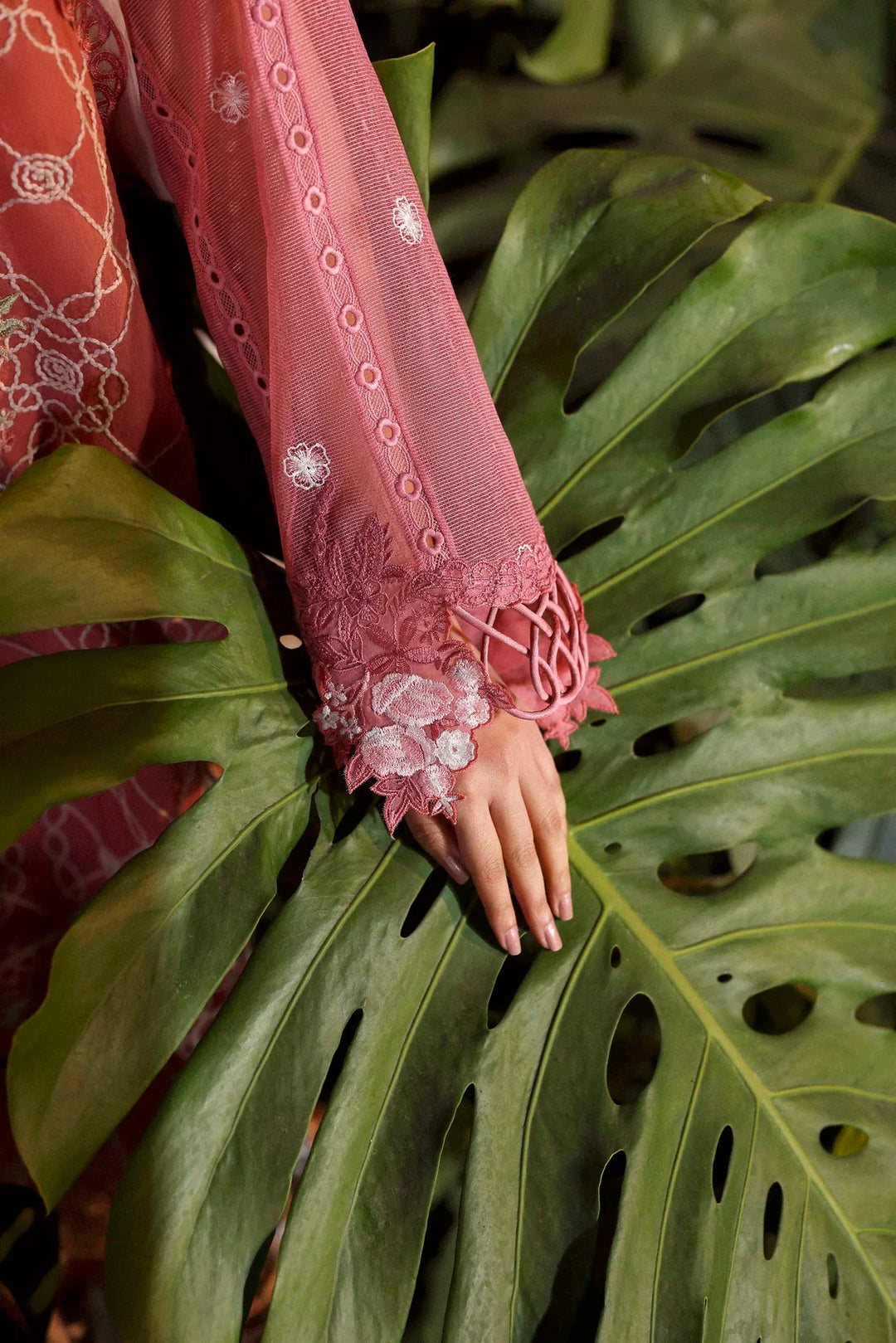 Sable Vogue Luxury Formals Unstitched Embroidered Swiss Voile 4 Piece Suit SL-08-26-V1 - Festive Collecion