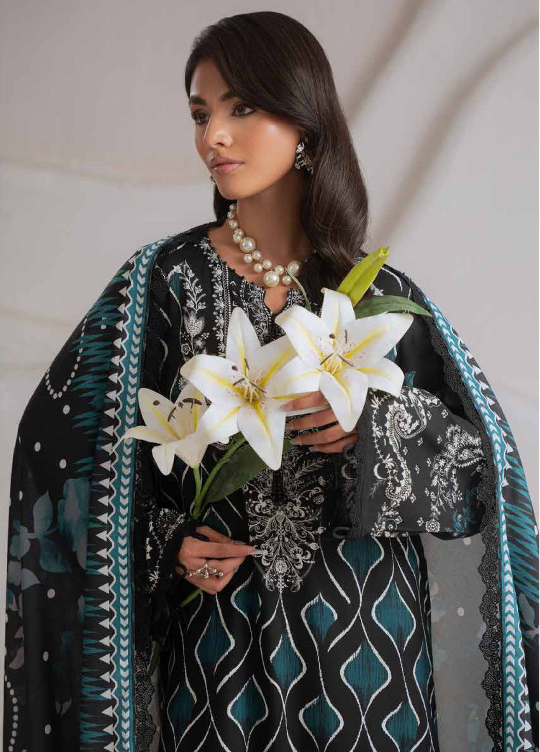 Signature Prints by Nureh Unstitched Printed Viscose 3 Piece Suit NU26UVP SP-220 - Winter Collection