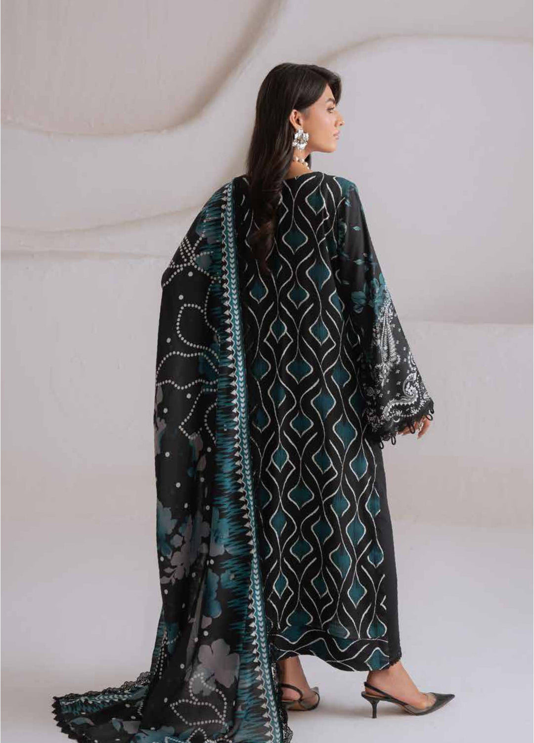 Signature Prints by Nureh Unstitched Printed Viscose 3 Piece Suit NU26UVP SP-220 - Winter Collection