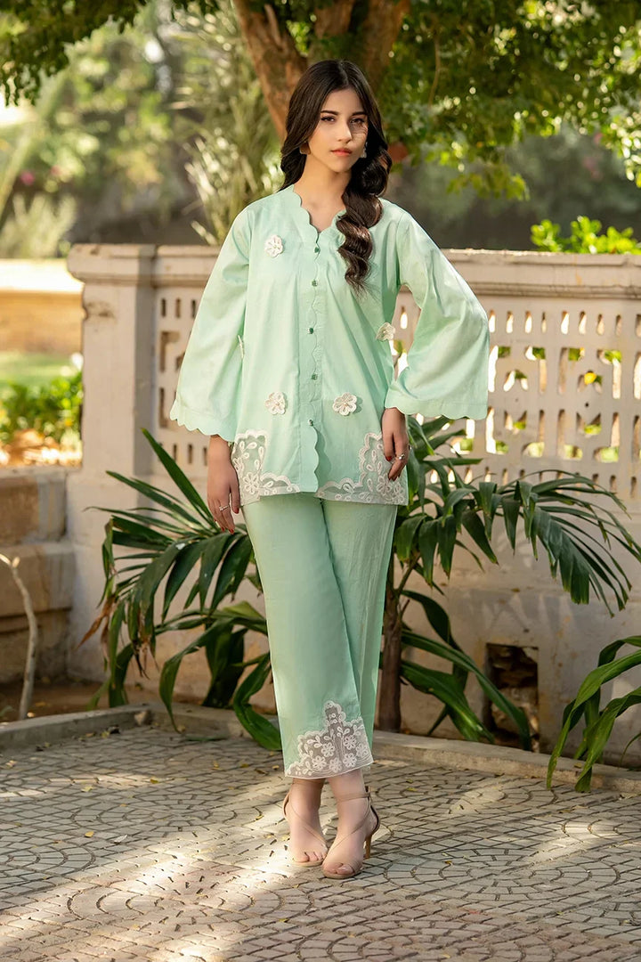 Dhaga Women Pret Embroidered 2 Piece cotton Scaloppy Green SS25DSE146 - Summer Collection