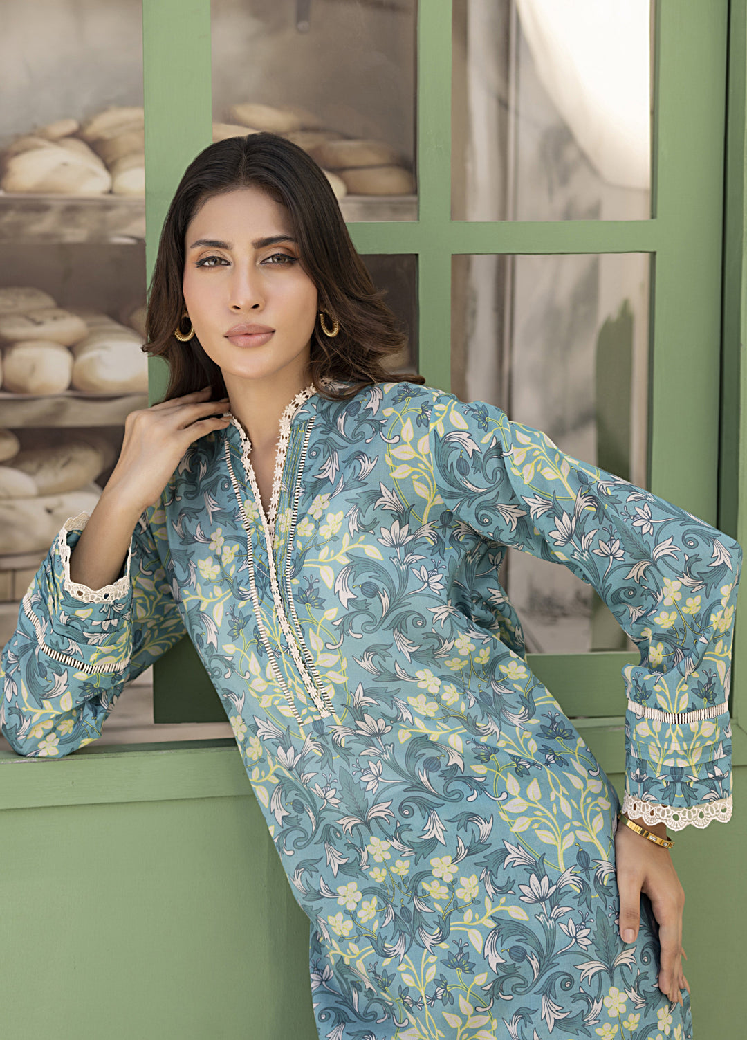 Lakhany Pret Printed Lawn 2 Piece Suit LG-IZ-0393