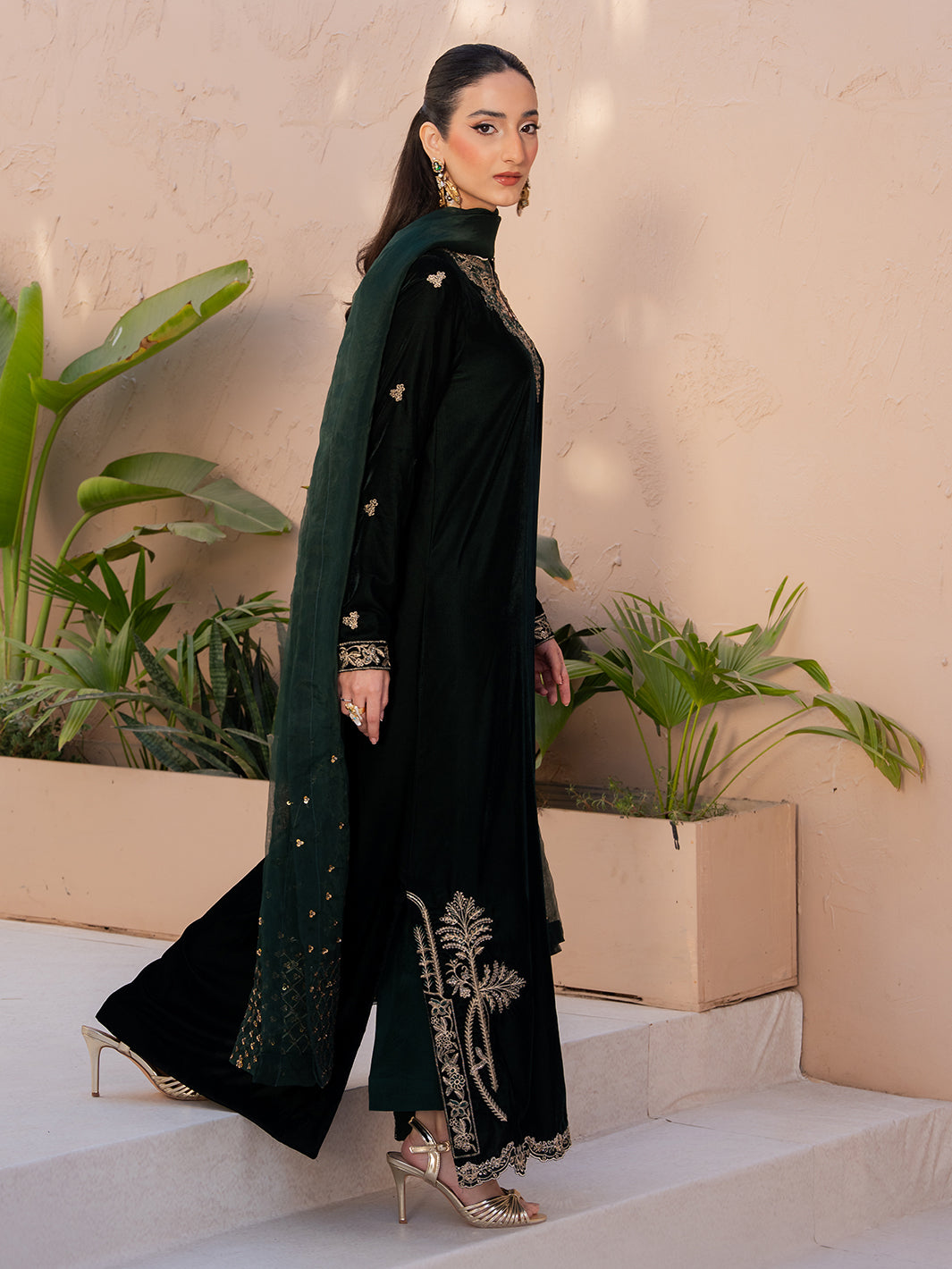 Le Tresor by Izel Pret Embroidered Velvet 3 Piece Suit Solene - Festive Collection