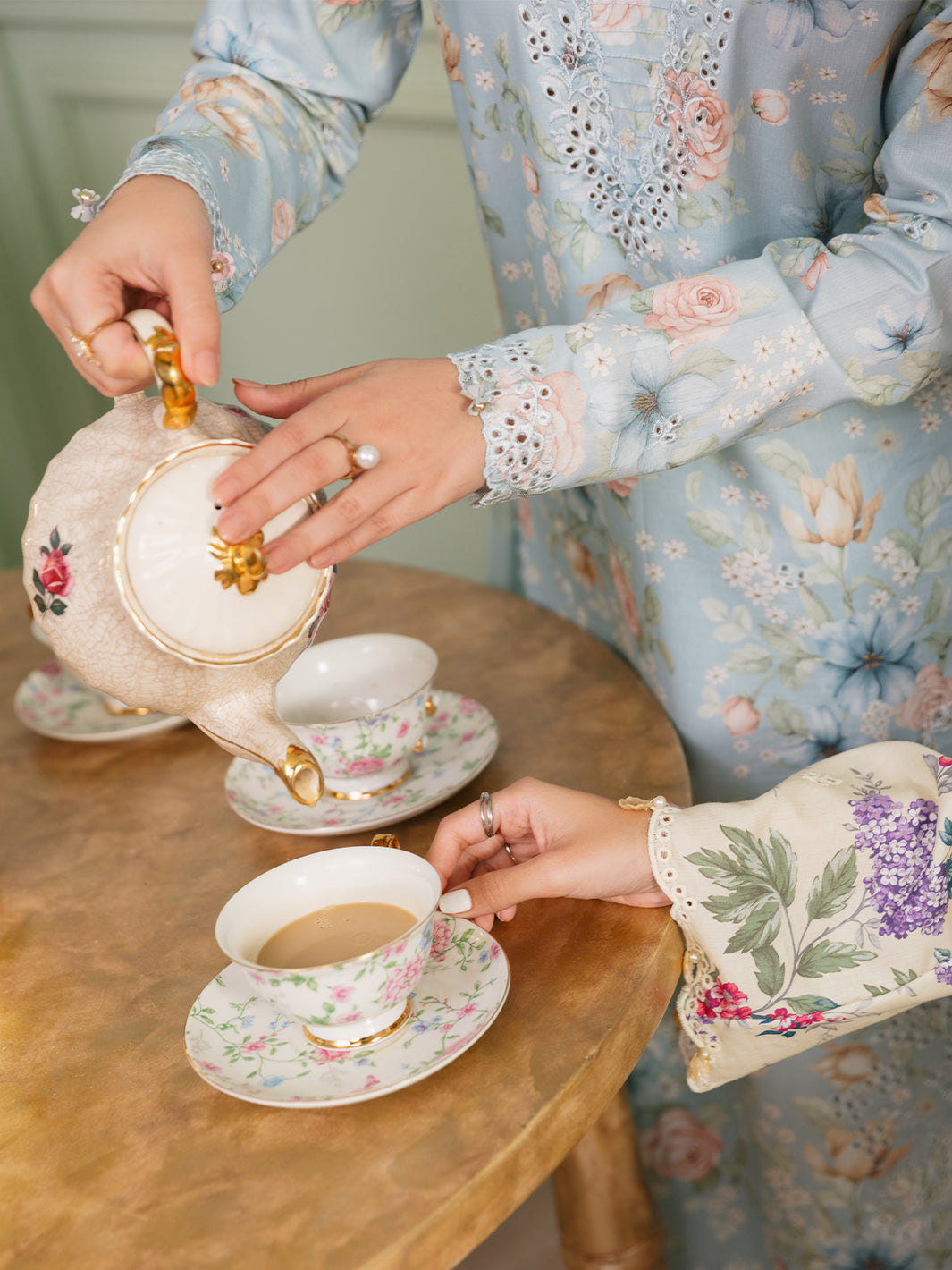 The Meetup by Yards Unstitched Embroidered Lawn 3 Piece Suit Unsaid Things Casual Collection