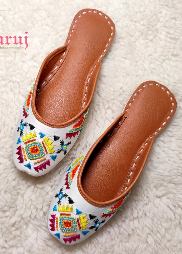 Zuruj Festive Style   Backless Khussay JU-173