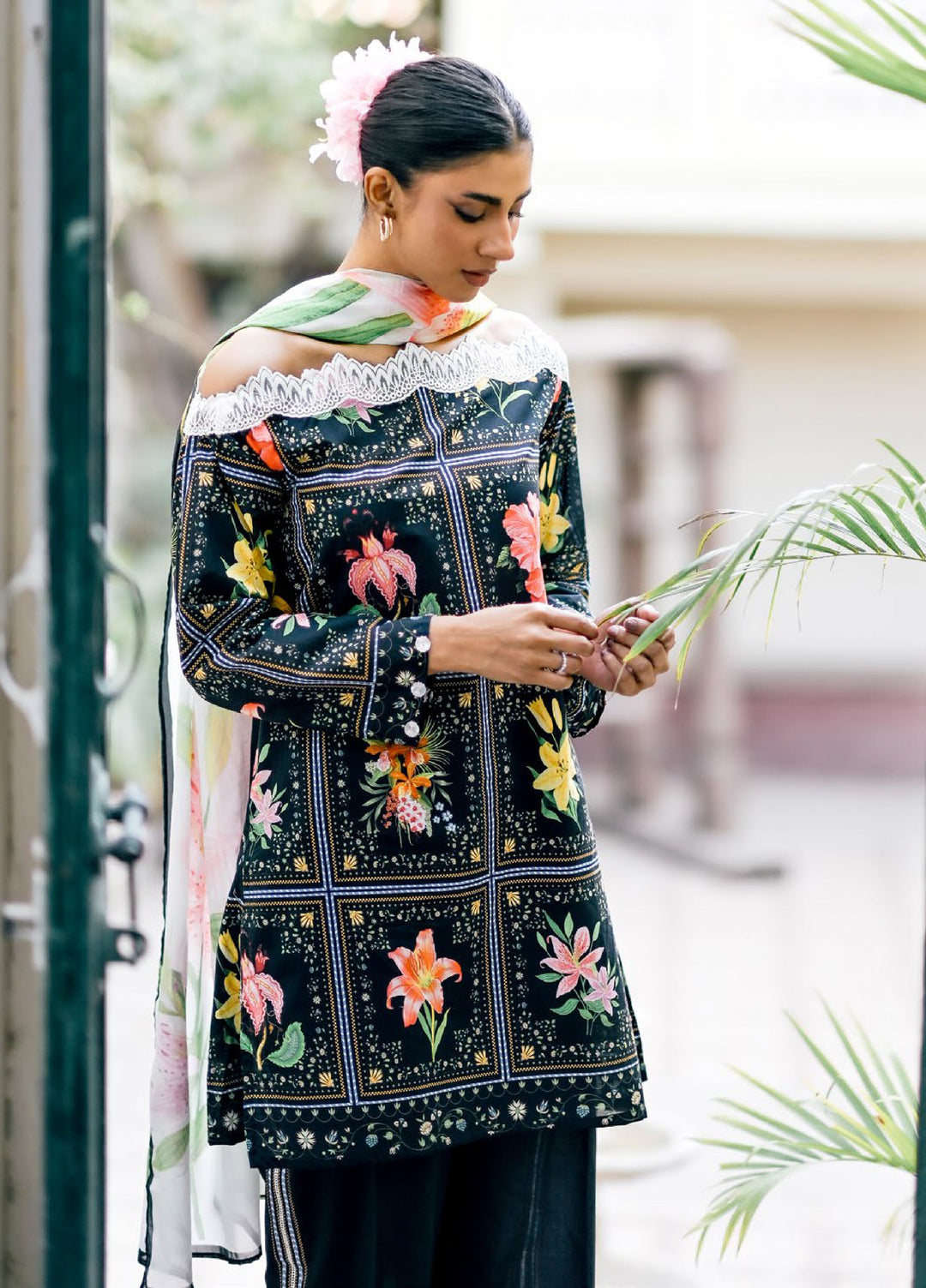 Rangon ka Angan by Gul Ahmed Unstitched Embroidered Lawn 3 Piece Suit GA26URAL CL-62271 - Summer Collection