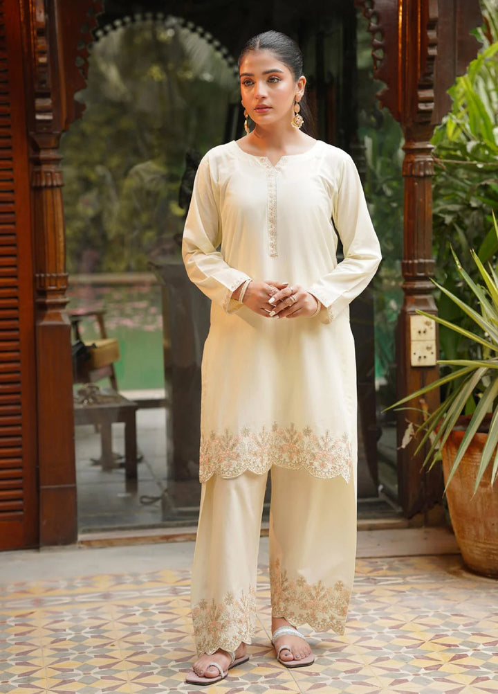 Rang e Bahar by Tng Women Pret Embroidered 2 Piece Shaffaf - Winter Collection