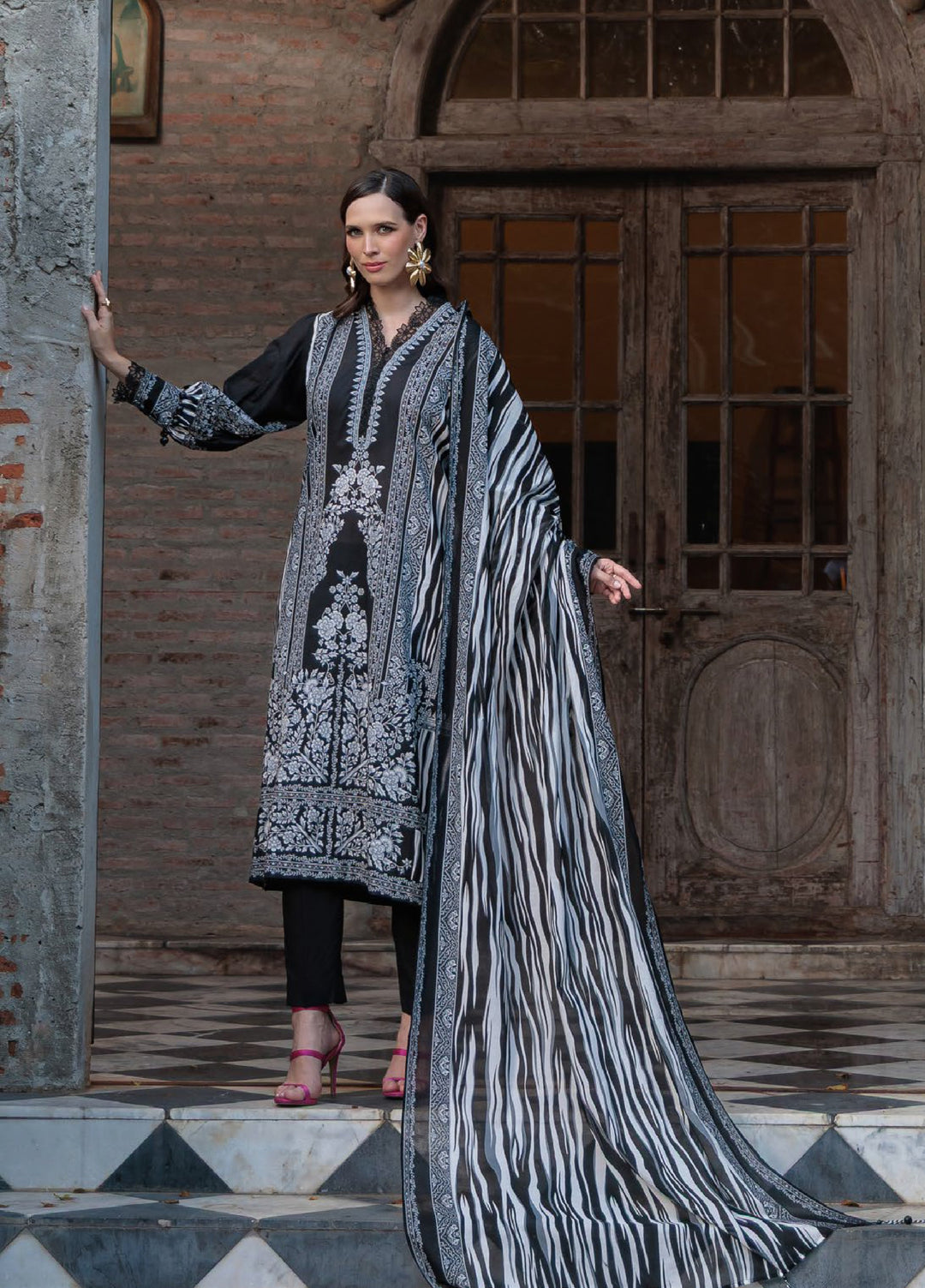 Noir and Blanc by Gul Ahmed Unstitched Printed Lawn 3 Piece Suit GA26UNBL B-62008 - Summer Collection