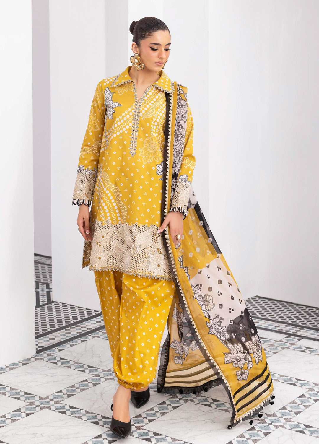 Rang e Bahar by Charizma Unstitched Embroidered Lawn 3 Piece Suit CHR26ULR CRB6-20 - Summer Collection
