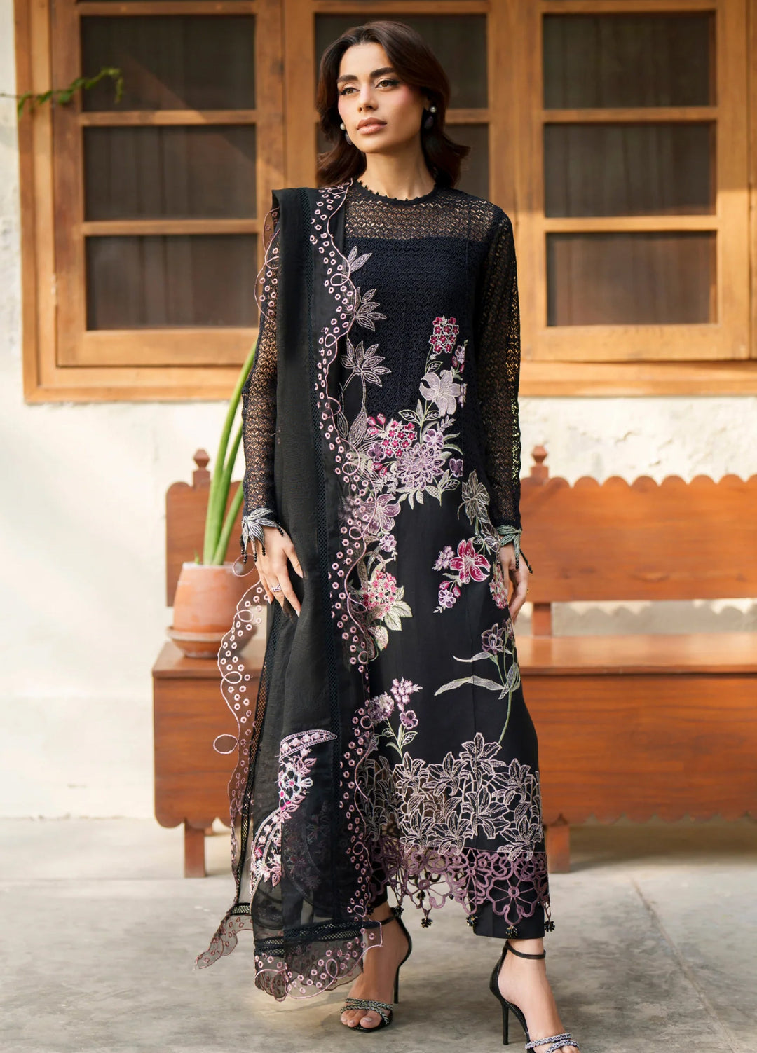 Versa by Asifa and Nabeel Unstitched Embroidered Lawn 3 Piece Suit AN26UVL VUL26-01 Noir Lily - Festive Collection