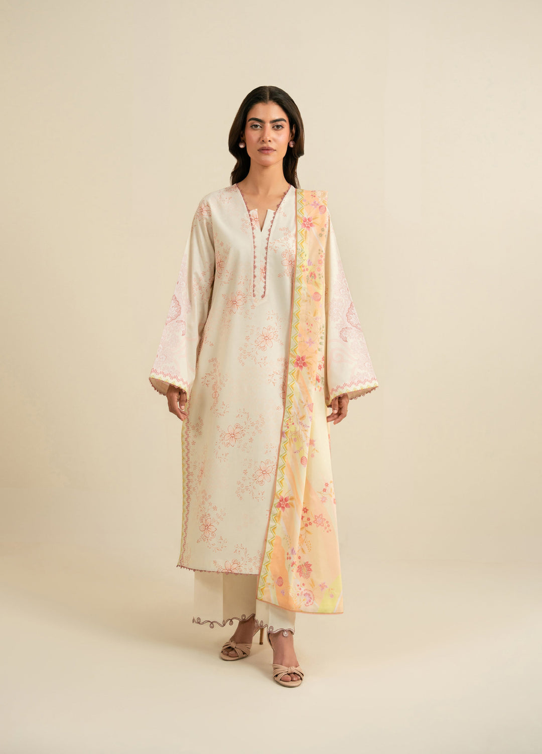 Seran Essentials Unstitched Printed Lawn 3 Piece Suit SN26UEL Maelle D-06 - Lawn Collection