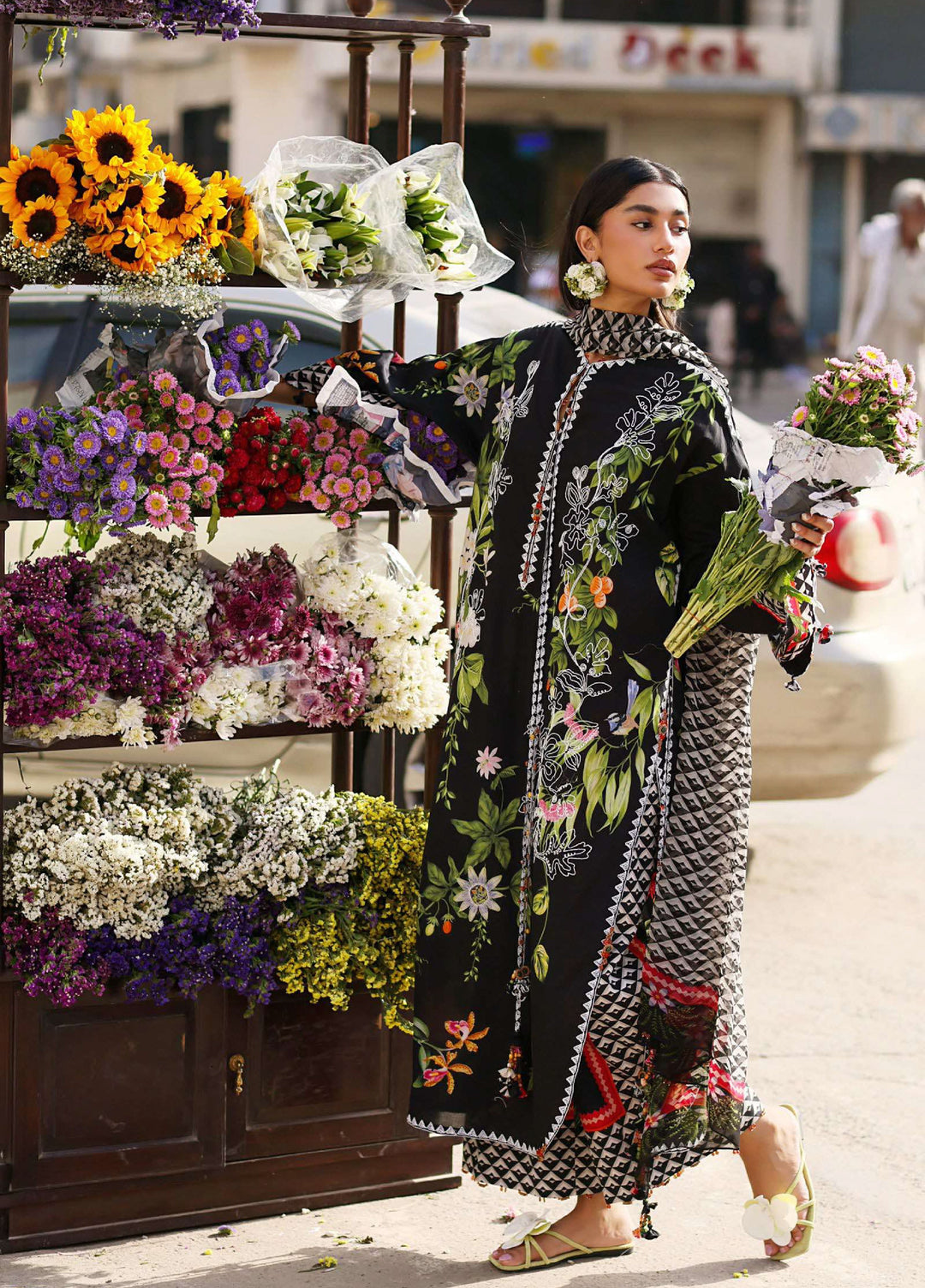 Wild Flower by Zaha Unstitched Embroidered Lawn 3 Piece Suit ZK26UWL ZF26-04 Midnight Bloom - Festive Collection