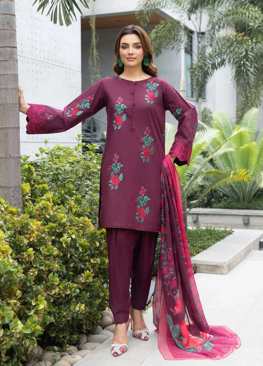 Solid Story by Panache Pret Solids Lawn 3 Piece Iznik