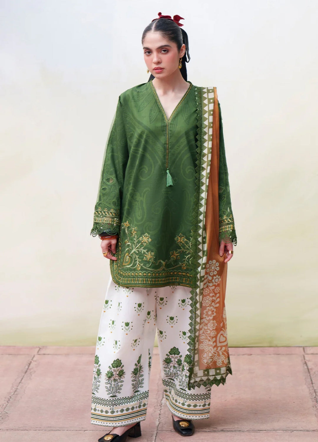 Laanem by Saira Rizwan Unstitched Embroidered Lawn 3 Piece Suit SR26ULL ELOWEN-A - Summer Collection
