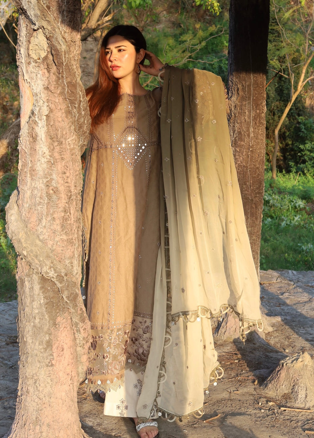 Maria B Unstitched Embroidered Luxury Lawn 3 Piece Suit MB26UEL 2A - Eid Collection