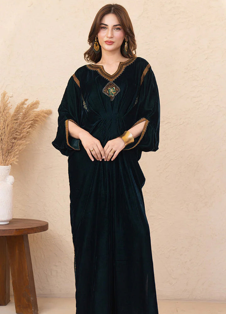 Winter Hues by Naayas Women Pret Embroidered 3 Piece Velvet Zarmin - Winter Collection