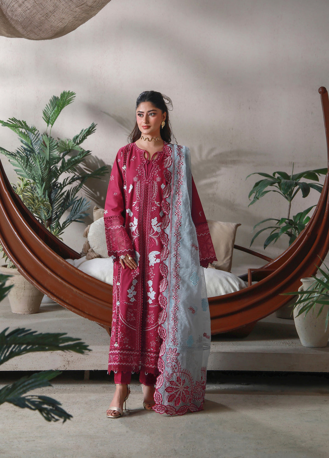 Saagar by Aabyaan Unstitched Embroidered Luxury Lawn 3 Piece Suit ABY26USL AL-4 Noor - Festive Collection