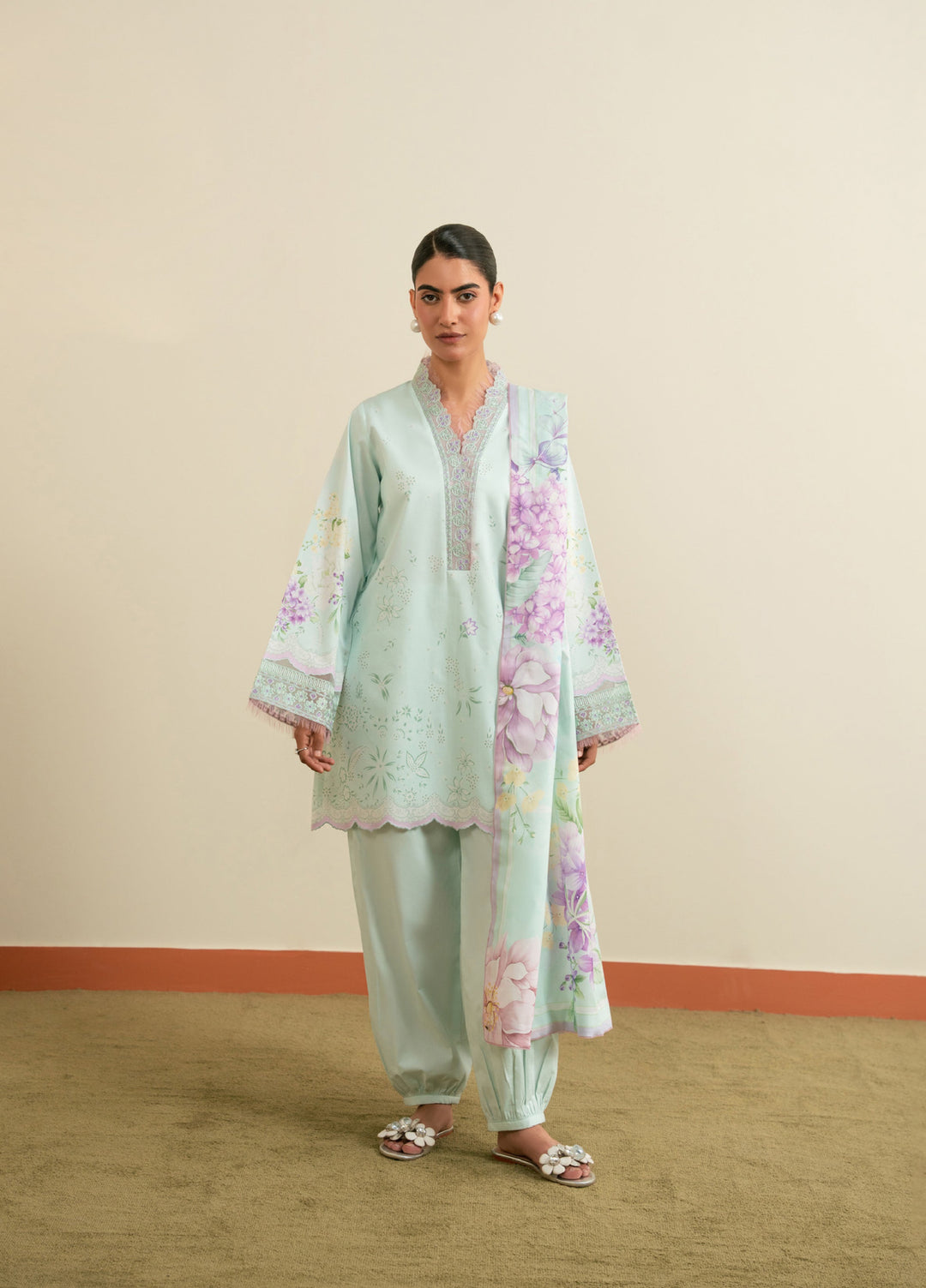 Seran Essentials Unstitched Embroidered Lawn 3 Piece Suit SN26UEL VIANNE D-10 - Lawn Collection