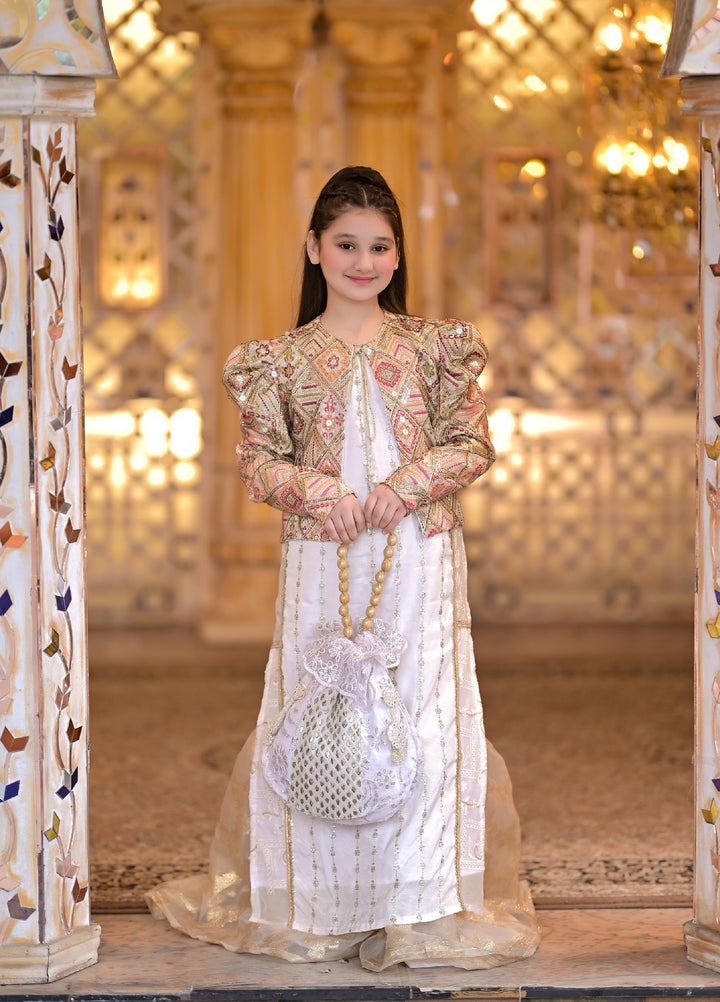 Andaz e Jahan by Qurratulain Saqib Pret kids Chiffon 3 Piece Chikankari Afreen Afreen - Wedding Collection
