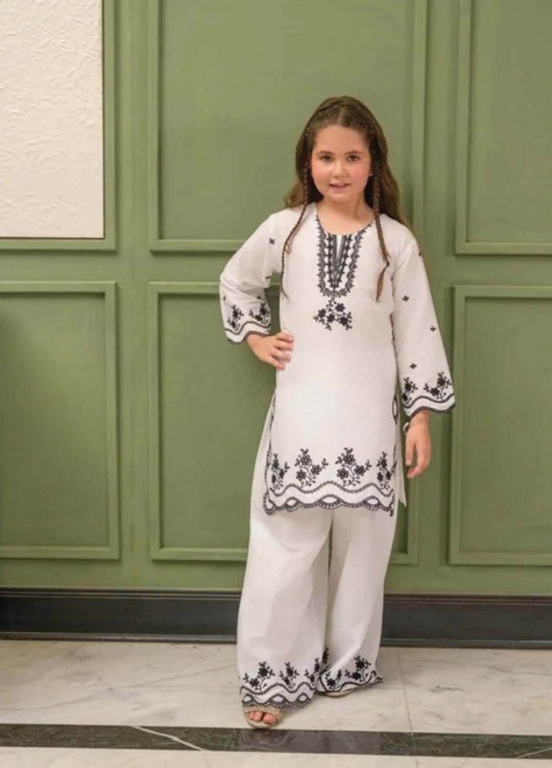 Fresh Birds Kids RTW Embroidered Lawn 2 Piece Suit Fiza-FB-06 - Casual Collection