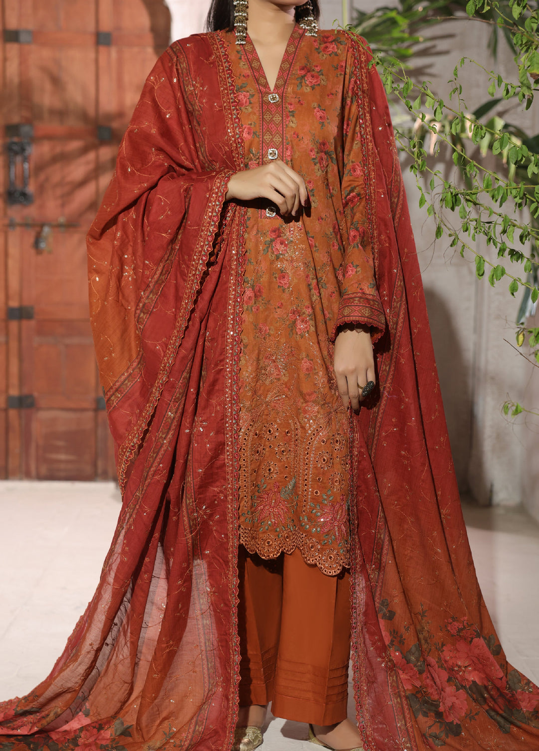 Zynah Premium by VS Textiles Unstitched Embroidered Lawn 3 Piece Suit VS26UZP 696 - Summer Collection