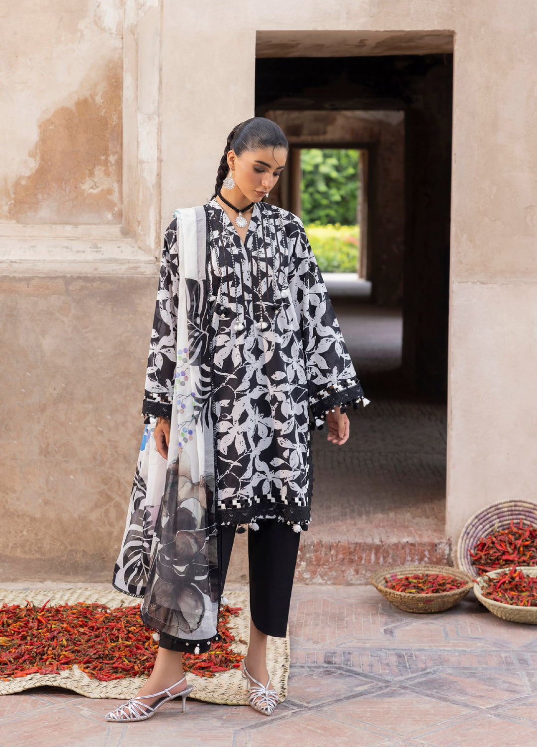 The Flora by Gul Ahmed Unstitched Embroidered Lawn 3 Piece Suit GA26ULF BM62070 - Casual Collection