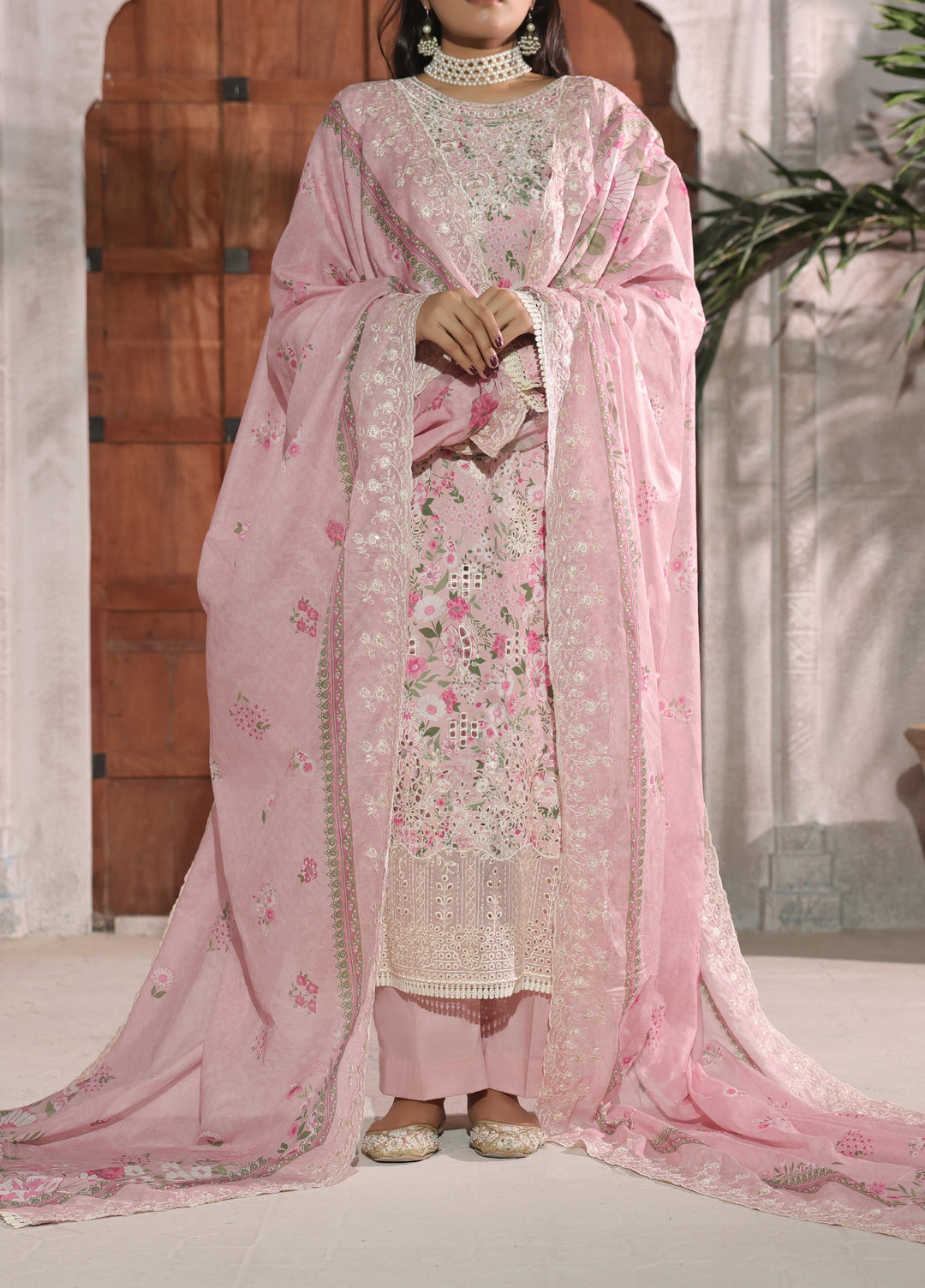 Zynah Premium by VS Textiles Unstitched Embroidered Lawn 3 Piece Suit VS26UZP 694 - Summer Collection