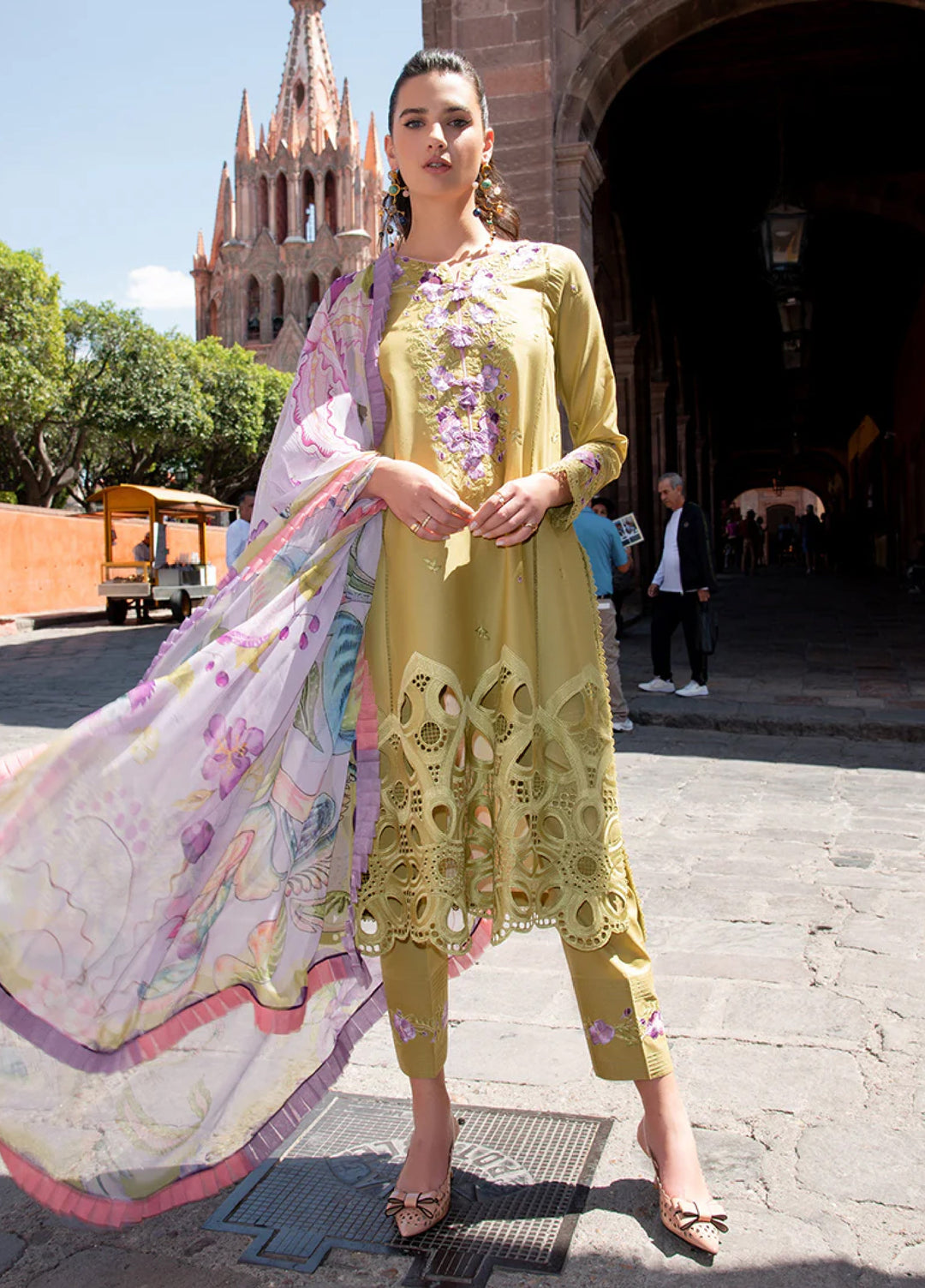 Hemline Odyssey by Mushq Unstitched Embroidered Lawn 3 Piece Suit MU26UHO HUNSS250404 ARANZA - Summer Collection