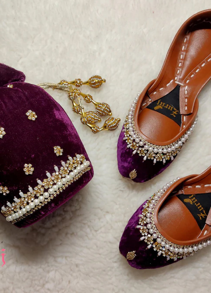 Zuruj Festive Style  Potli X Khussa  PL-62