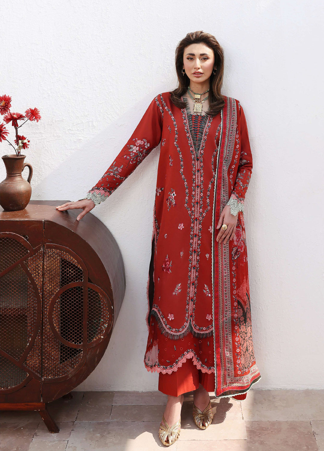 Floral Reverie by Roheenaz Unstitched Embroidered Lawn 3 Piece Suit RN26UFRL SERENE BLOOM - Festive Collection