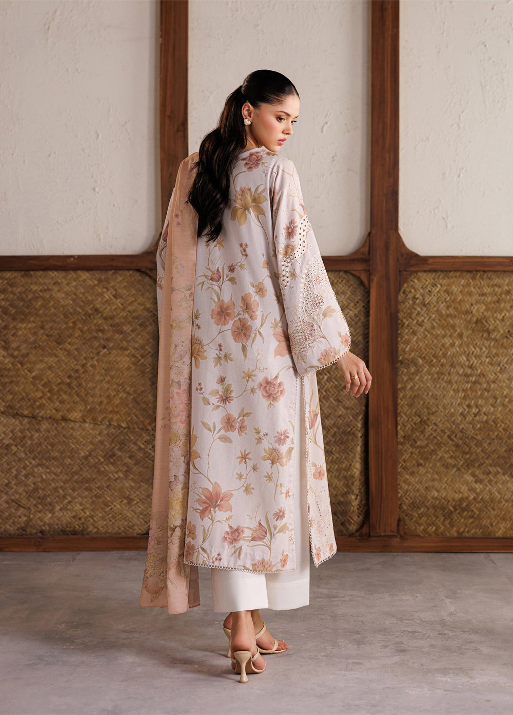Iznik Unstitched Embroidered Lawn 3 Piece Suit IZ26ULF IBE-05 - Festive Collection