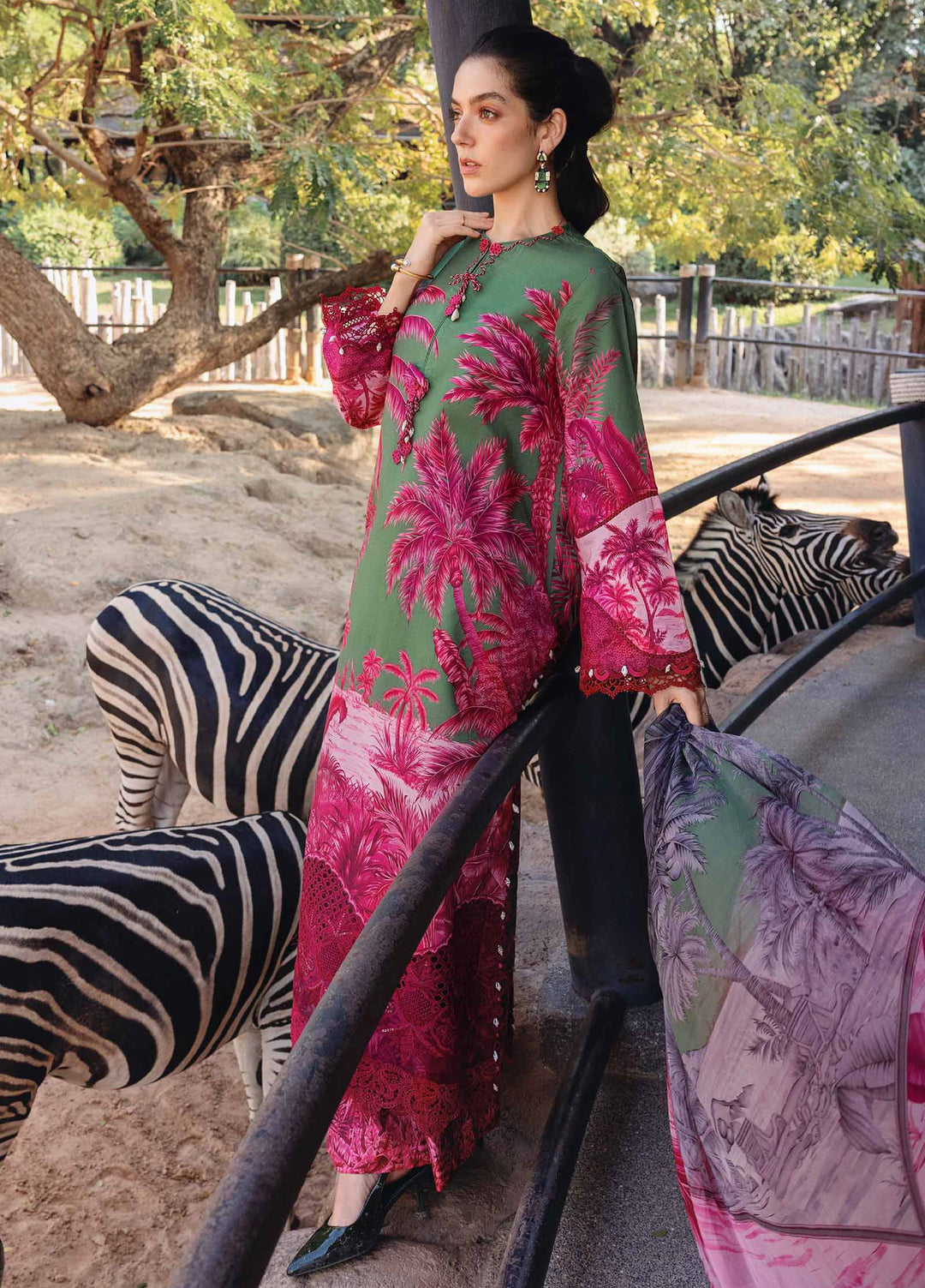 M Prints by Maria B Unstitched Printed Lawn 3 Piece Suit MB26UMP D-11 B - Summer Collection