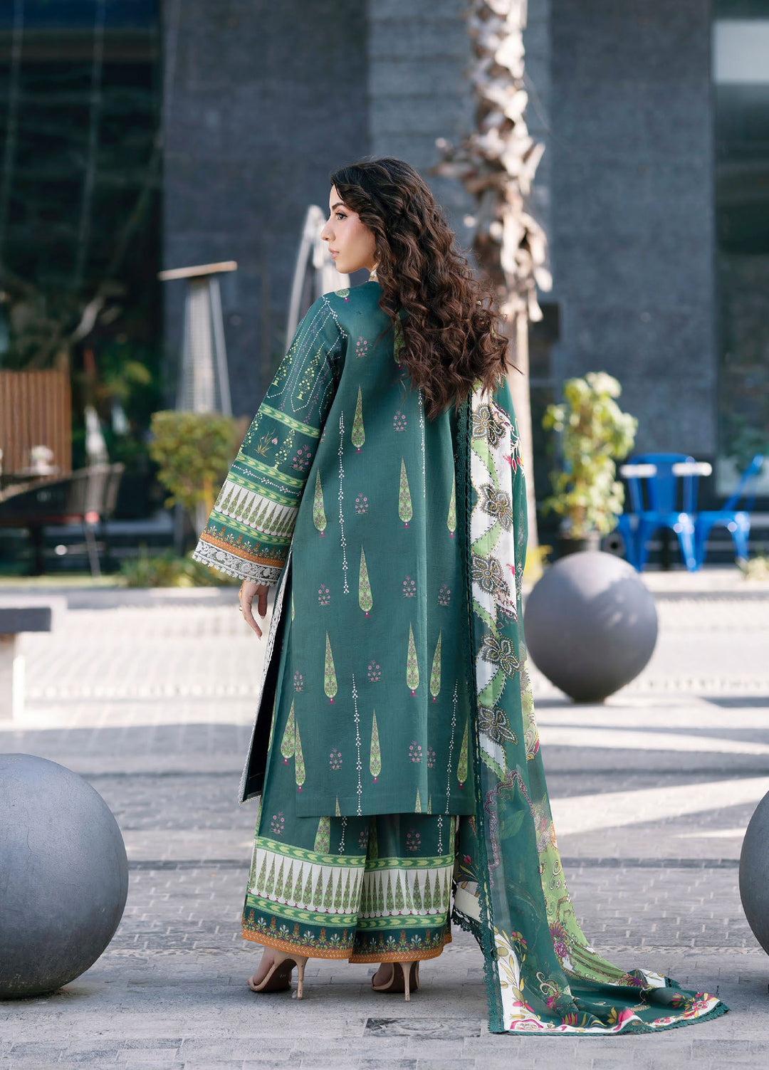 Broadway by Mahnur Unstitched Embroidered Lawn 3 Piece Suit MN26UB BW-012 - Summer Collection