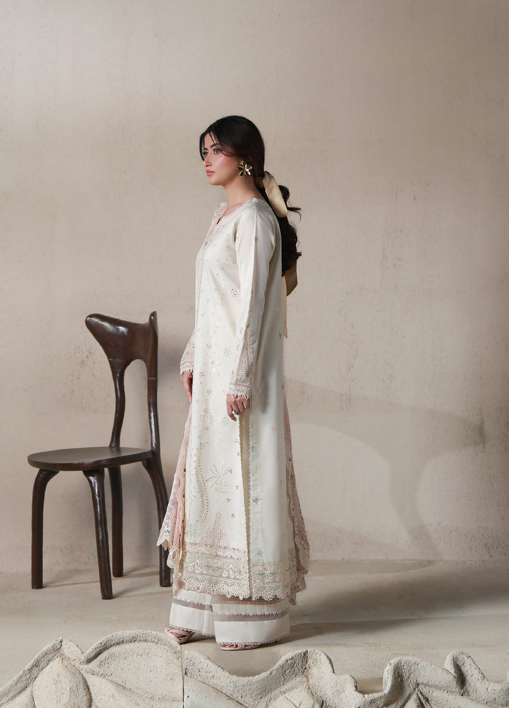 Saagar by Aabyaan Unstitched Embroidered Luxury Lawn 3 Piece Suit ABY26USL AL-6 Nairah - Festive Collection