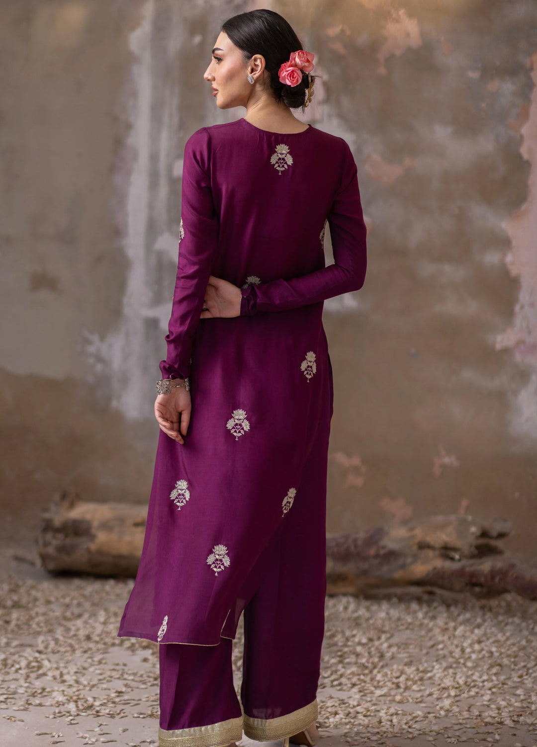 Dareecha by Daak RTW Embroidered Cotton Silk 3 Piece Suit ZKS-P ZARMINA ZKS-P - Festive Collection