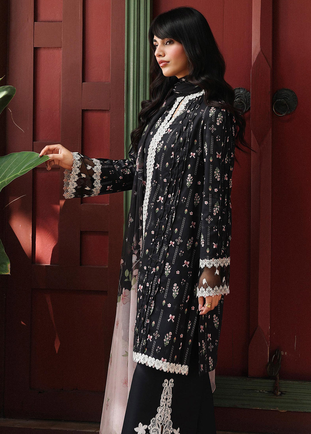 Q Prints by Qalamkar Unstitched Lawn Printed 3 Piece Suit QLK26QP Farah - Summer Collection