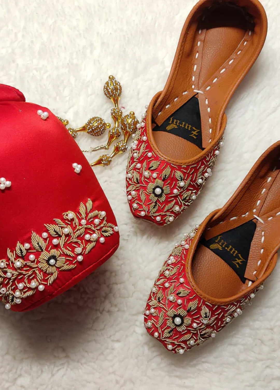 Zuruj Festive Style  Potli X Khussa  PL-137-Red