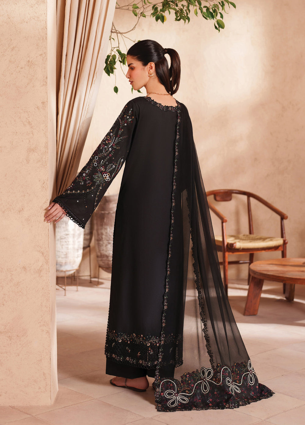 Iznik Unstitched Embroidered Lawn 3 Piece Suit IZ26ULE EL-07 - Eid Collection