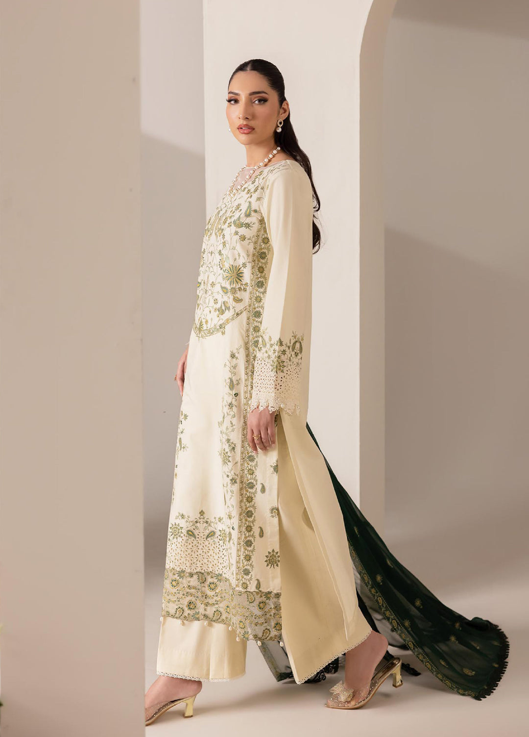 RajBari Exclusive Unstitched Embroidered Lawn 3 Piece Suit RB26UE D-5 - Summer Collection