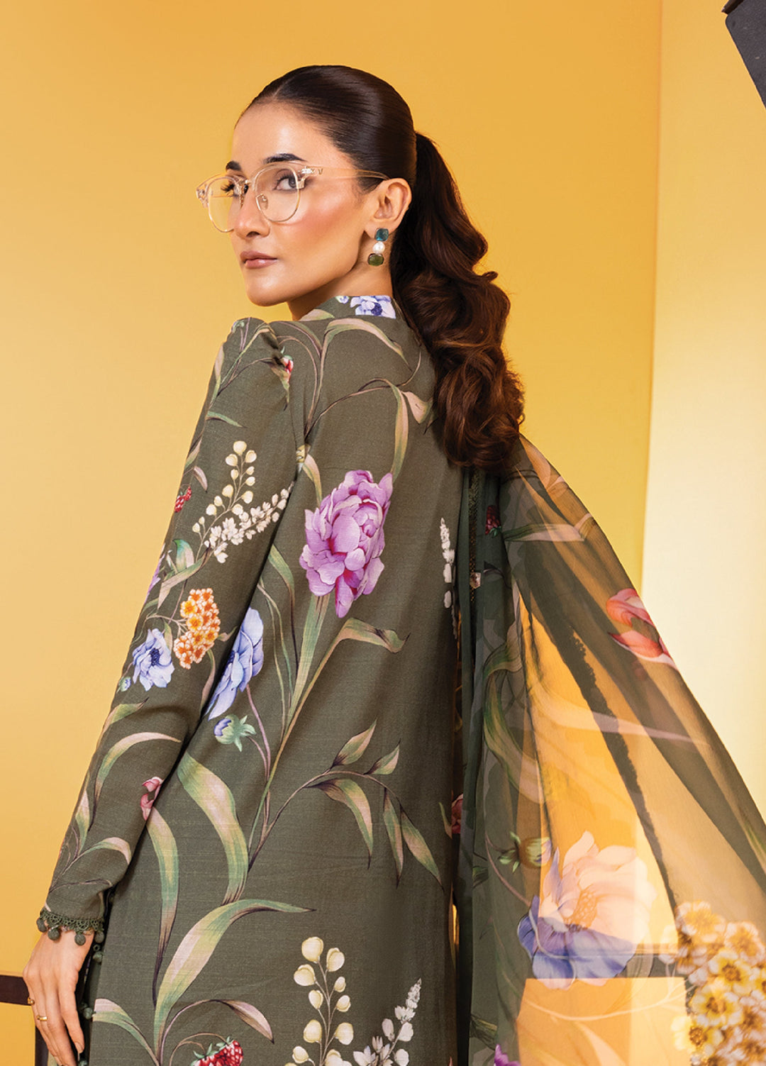 M Basics By Maria B Unstitched Digital Printed Linen 3 Piece MB25UW 1103-B - Winter Collection