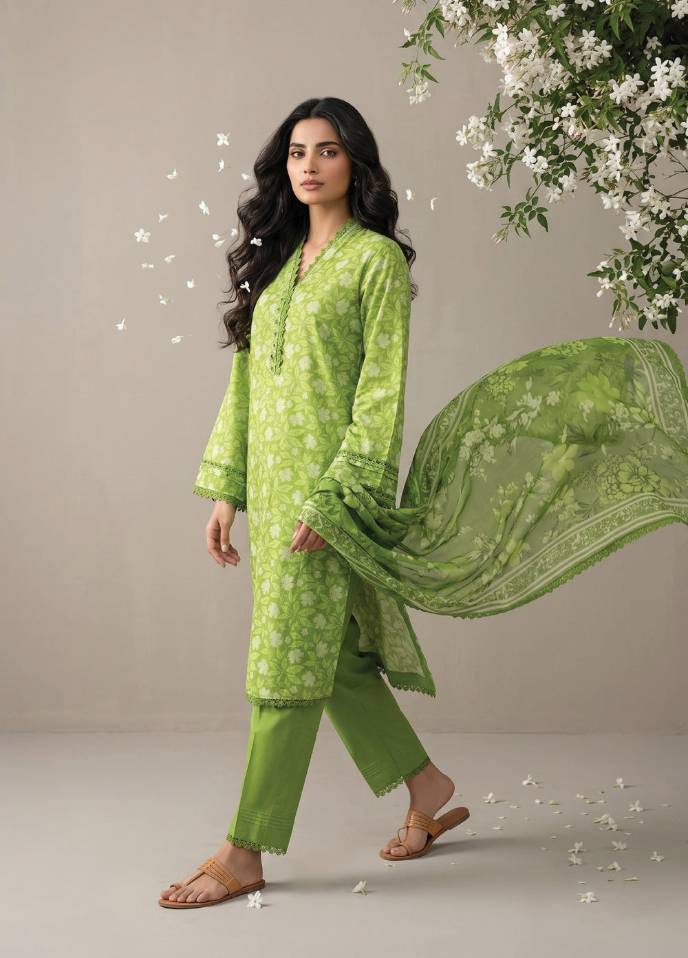Salina by Regalia Textiles Unstitched Printed Lawn 3 Piece Suit RG26USI D-8 - Casual Collection