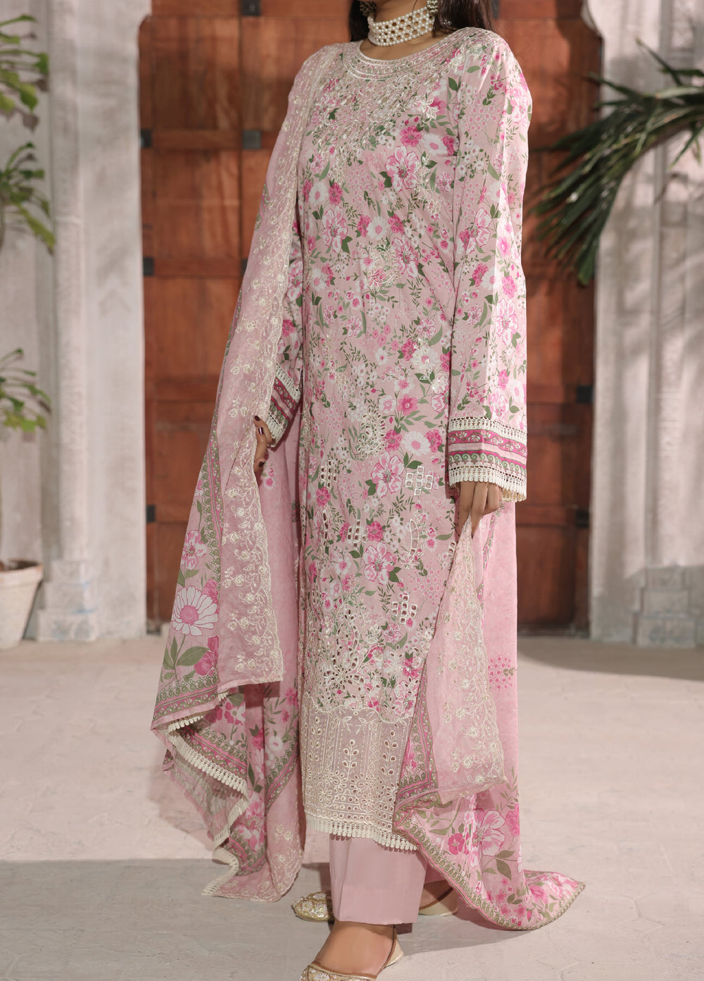 Zynah Premium by VS Textiles Unstitched Embroidered Lawn 3 Piece Suit VS26UZP 694 - Summer Collection