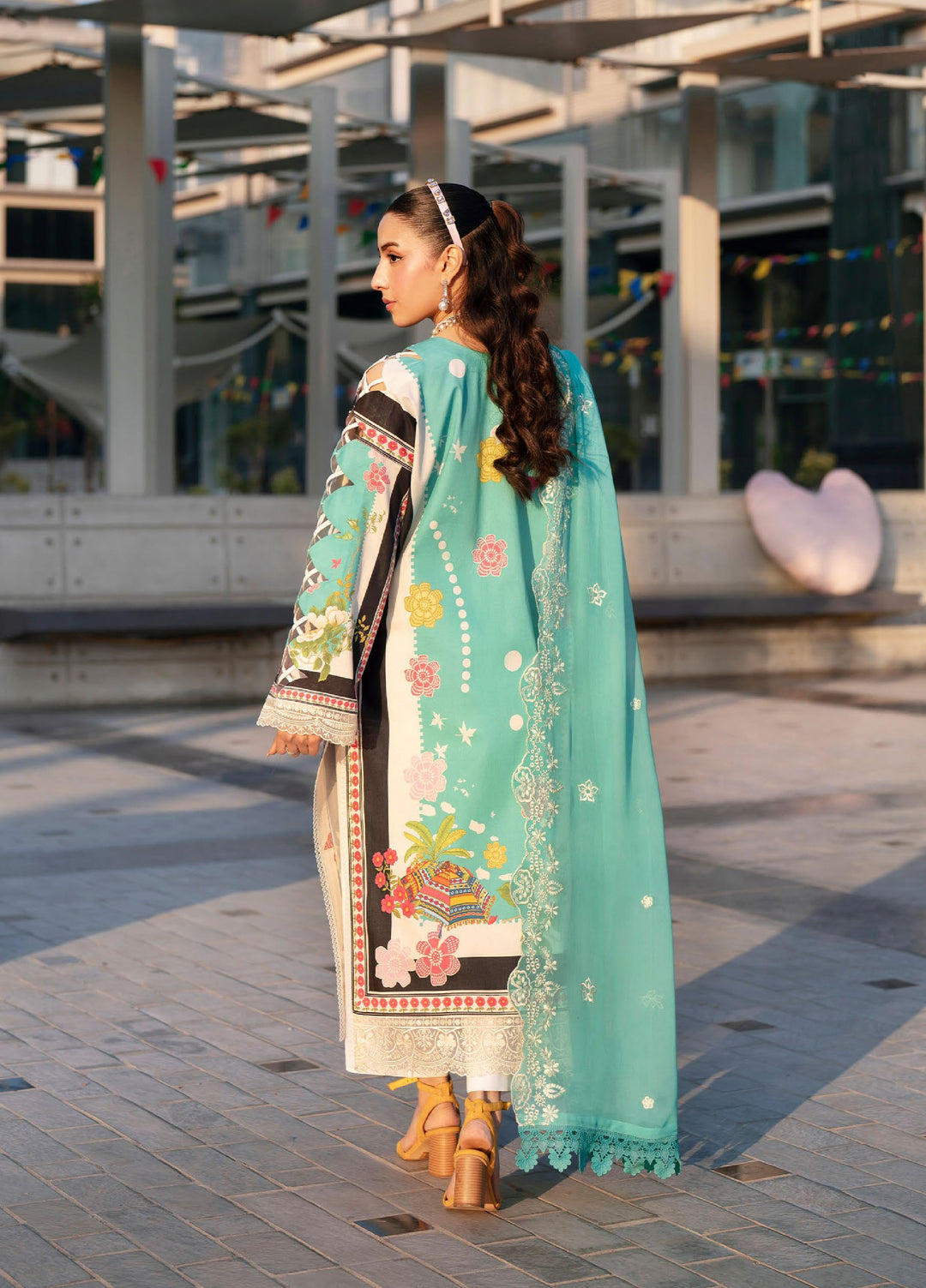 Broadway by Mahnur Unstitched Embroidered Lawn 3 Piece Suit MN26UB BW-007 - Summer Collection