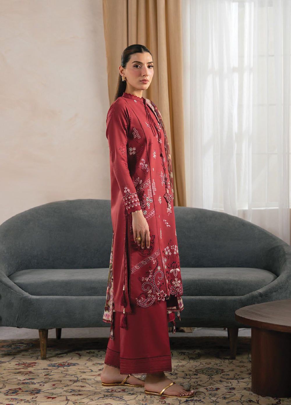 Seran Unstitched Embroidered Lawn 3 Piece Suit SN26ULLE Zeyrah D-09 - Eid Collection