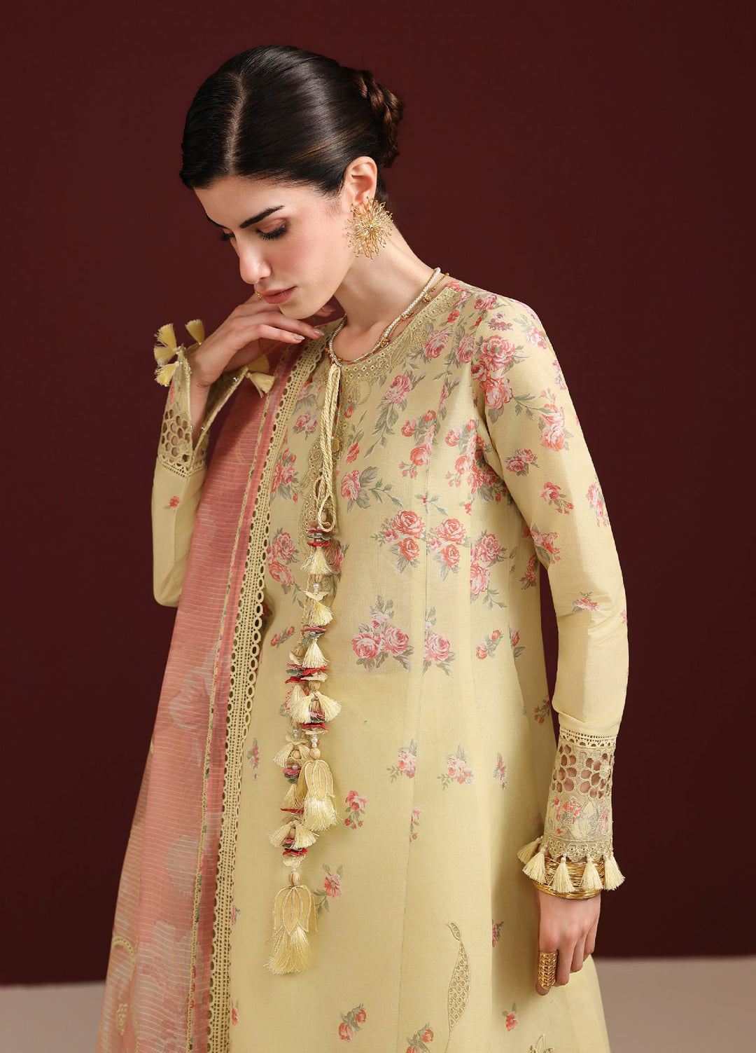 Iris by Jazmin Unstitched Embroidered Lawn 3 Piece Suit JZ26ULI IL26-D07 - Eid Collection