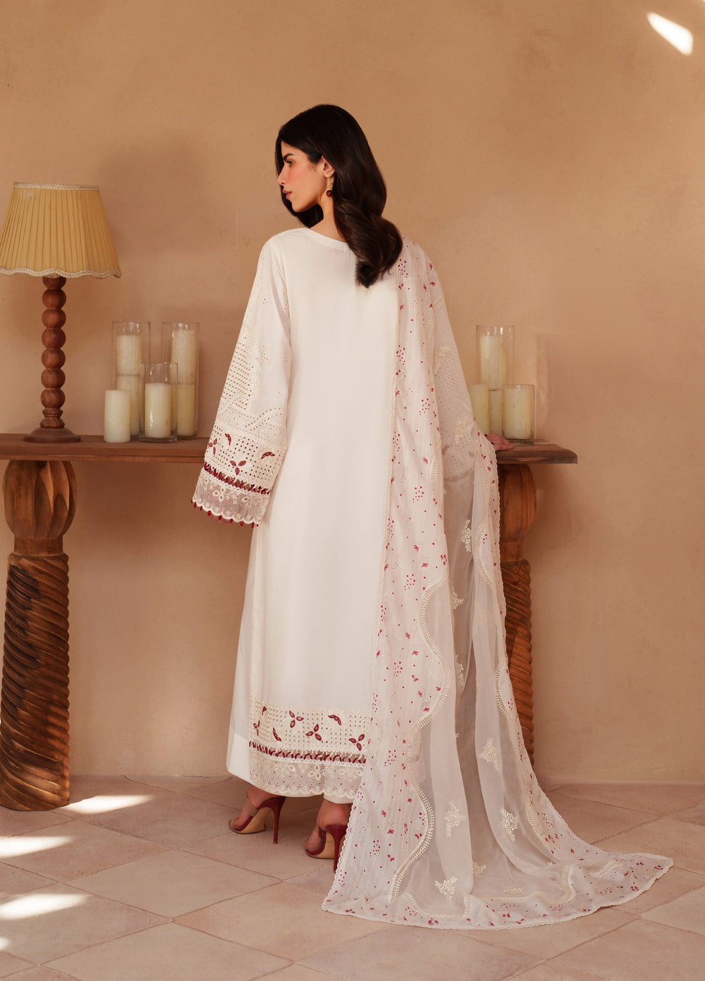 Iznik Unstitched Embroidered Lawn 3 Piece Suit IZ26ULE EL-06 - Eid Collection