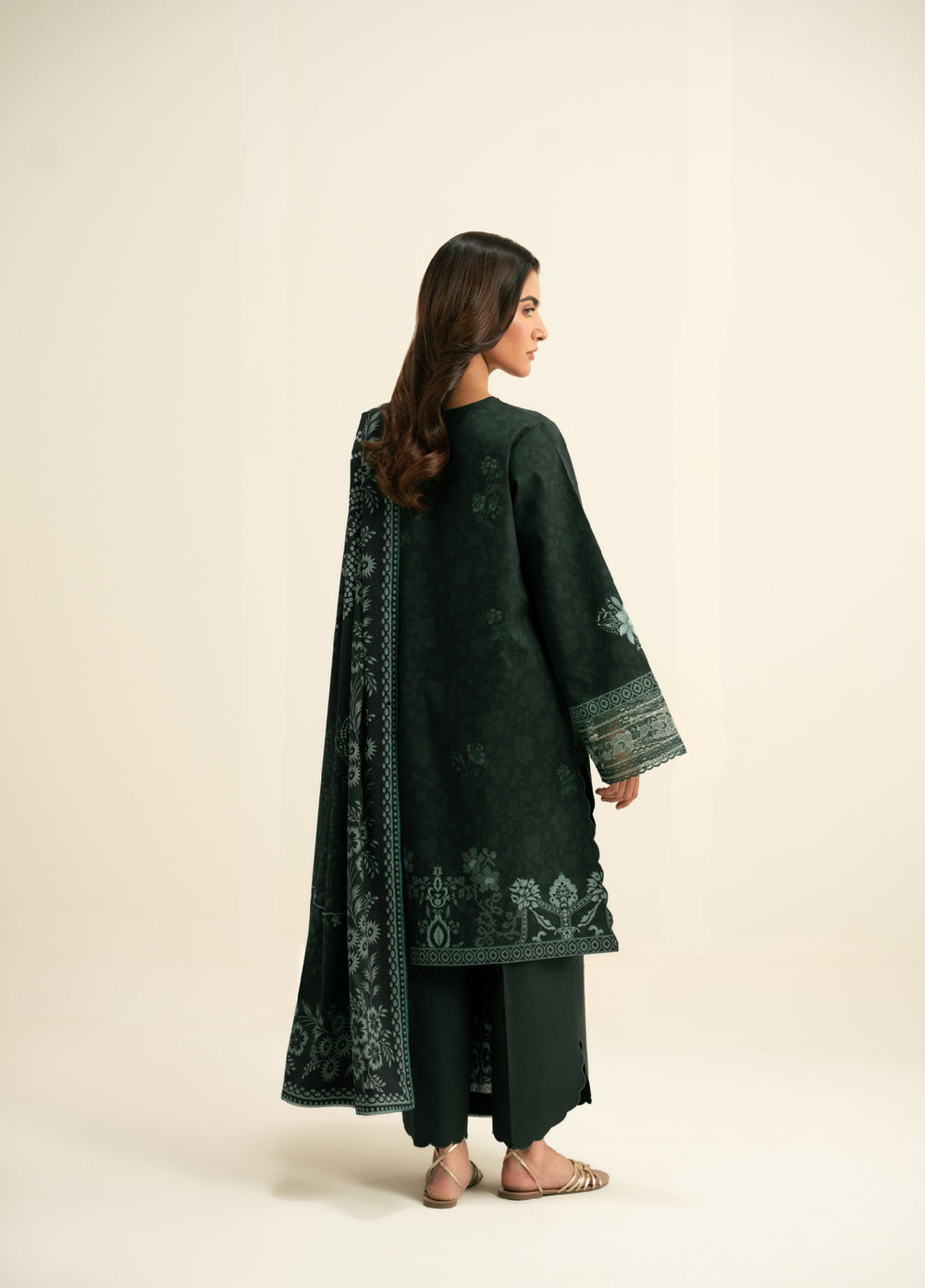 Seran Essentials Unstitched Printed Lawn 3 Piece Suit SN26UEL Zorin D-05 - Lawn Collection
