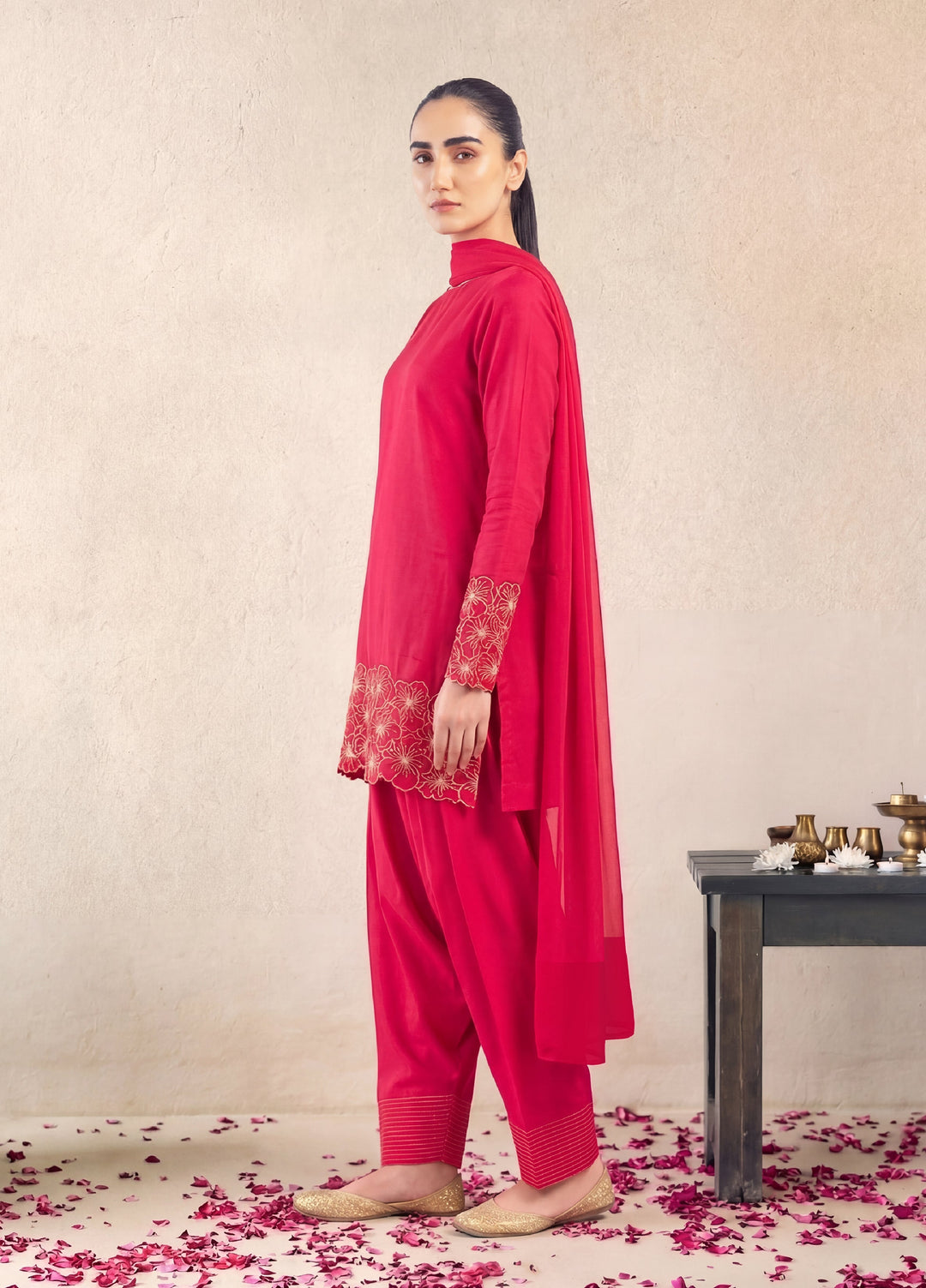 Dareecha by Daak RTW Embroidered Cotton Silk 3 Piece Suit MFS-HP MANAAL MFS-HP - Festive Collection