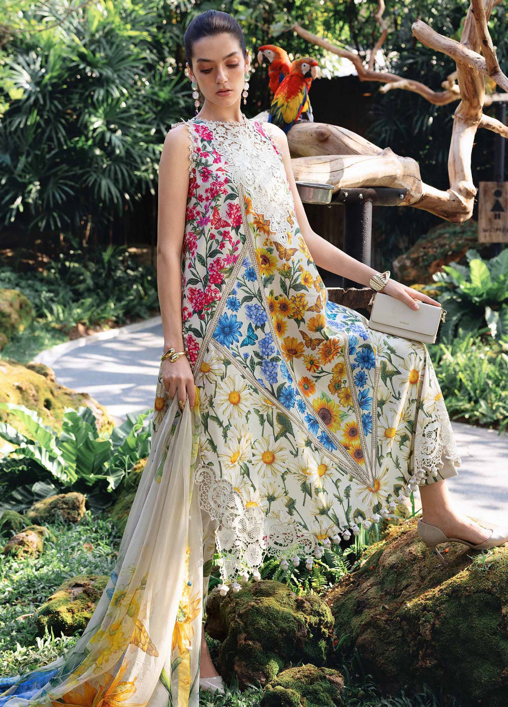 M Prints by Maria B Unstitched Printed Lawn 3 Piece Suit MB26UMP D-10 A - Summer Collection